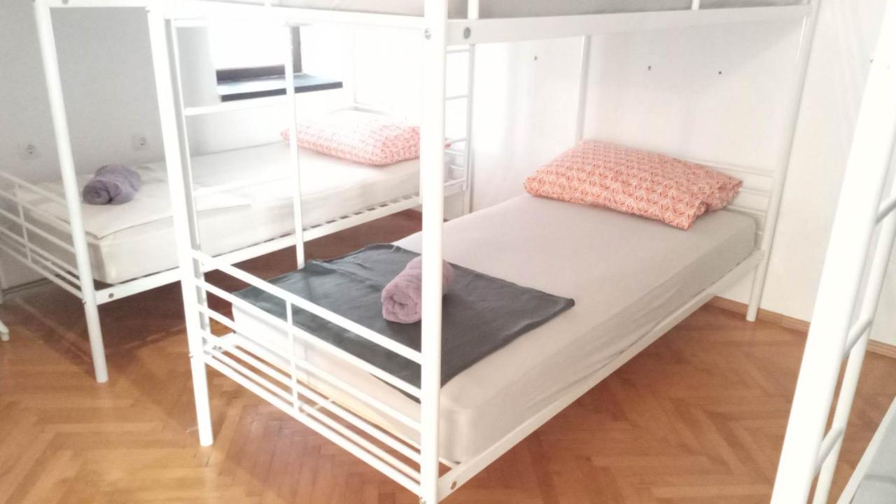 דירות ספליט Gest House Roberto מראה חיצוני תמונה